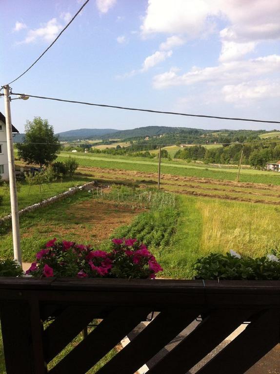 Guesthouse Magdalena Rakovica Exteriör bild